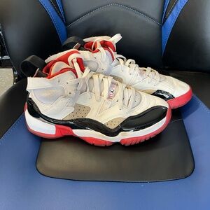 Nike Jordan Jumpman Two Trey Bred Concord shoes size 8.5